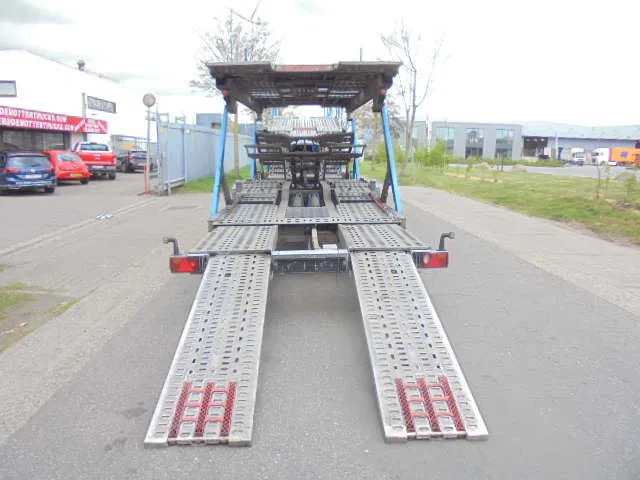 MAN TGS 24.440 + RETARDER - Camion porte-voitures: photos 5 MAN TGS 24.440 + RETARDER - Camion porte-voitures: photos 5