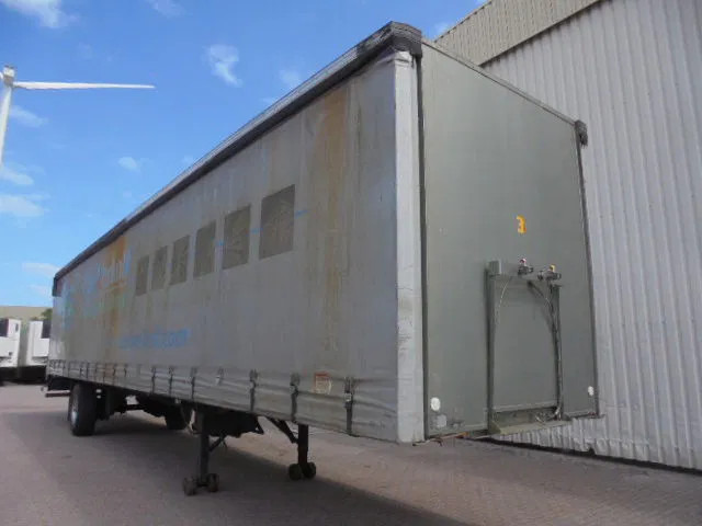 Netam-Fruehauf ONCR 19-109 APK 11-2025 NL TRAILER - Semi-remorque rideaux coulissants: photos 3 Netam-Fruehauf ONCR 19-109 APK 11-2025 NL TRAILER - Semi-remorque rideaux coulissants: photos 3