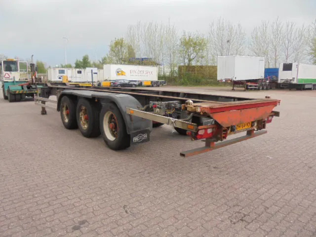 Pacton T3-007 40 45 FT - Semi-remorque porte-conteneur/ Caisse mobile: photos 4 Pacton T3-007 40 45 FT - Semi-remorque porte-conteneur/ Caisse mobile: photos 4