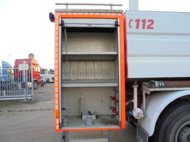 Renault C A07 C1 - Camion de pompier: photos 5 Renault C A07 C1 - Camion de pompier: photos 5