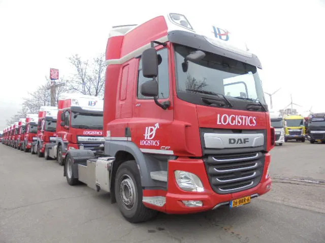 DAF CF 410 SSC - Tracteur routier: photos 3 DAF CF 410 SSC - Tracteur routier: photos 3