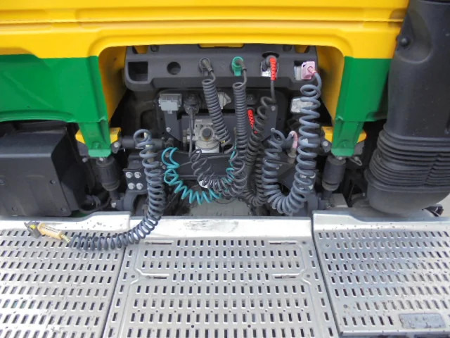 Tracteur routier DAF XF 106.480 + PTO: photos 10 Tracteur routier DAF XF 106.480 + PTO: photos 10