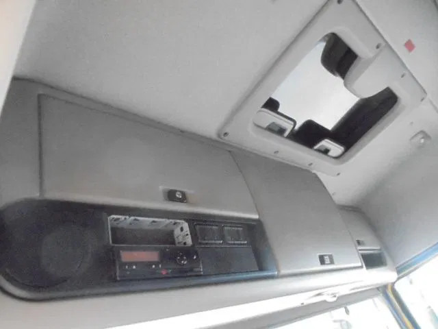 Tracteur routier DAF XF 440 125XDAF 106 TRACTORHEAD IN STOCK: photos 13 Tracteur routier DAF XF 440 125XDAF 106 TRACTORHEAD IN STOCK: photos 13