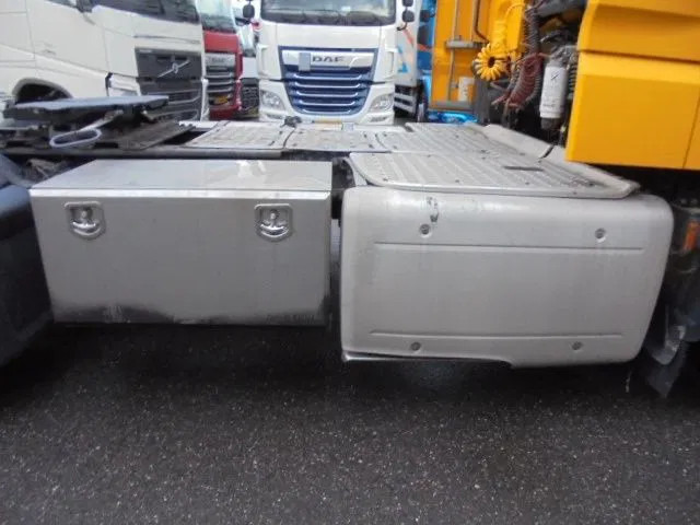 DAF XF 440 - Tracteur routier: photos 4 DAF XF 440 - Tracteur routier: photos 4