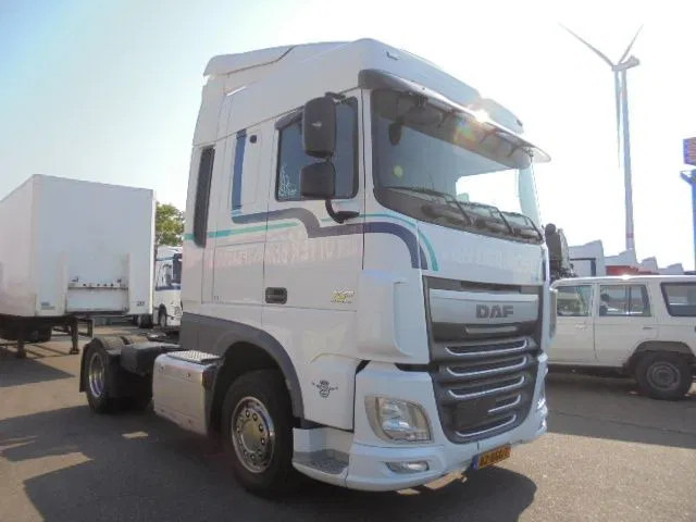 DAF XF 440 - Tracteur routier: photos 3 DAF XF 440 - Tracteur routier: photos 3