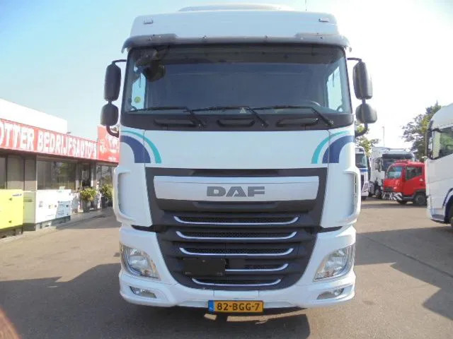 DAF XF 440 - Tracteur routier: photos 2 DAF XF 440 - Tracteur routier: photos 2