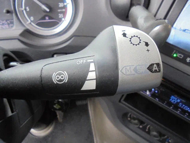 Tracteur routier DAF XF 440 SUPER SPACE CAB NL TRUCK: photos 13 Tracteur routier DAF XF 440 SUPER SPACE CAB NL TRUCK: photos 13