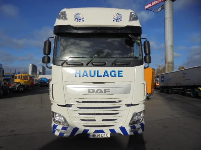 DAF XF 460 6X2 EUR6 RHD - Tracteur routier: photos 2 DAF XF 460 6X2 EUR6 RHD - Tracteur routier: photos 2