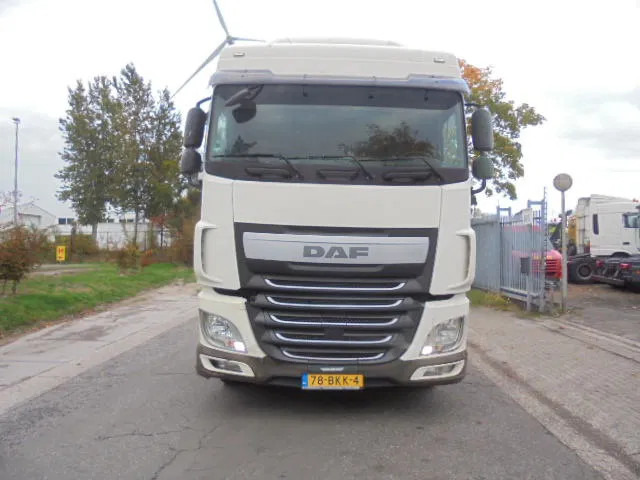 DAF XF 460 NL TRUCK RETARDER - Tracteur routier: photos 2 DAF XF 460 NL TRUCK RETARDER - Tracteur routier: photos 2