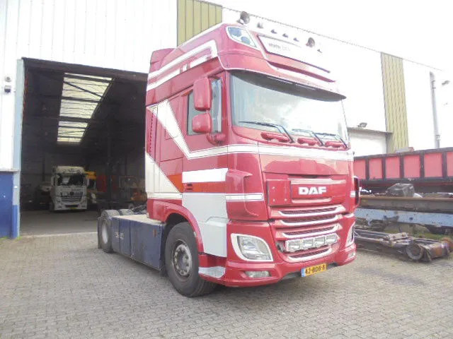 DAF XF 510 ENGINE NOT OK NL TRUCK - Tracteur routier: photos 3 DAF XF 510 ENGINE NOT OK NL TRUCK - Tracteur routier: photos 3