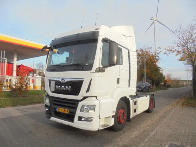 MAN TGS 18.320 NL TRUCK TUV 07-2026 - Tracteur routier: photos 1 MAN TGS 18.320 NL TRUCK TUV 07-2026 - Tracteur routier: photos 1