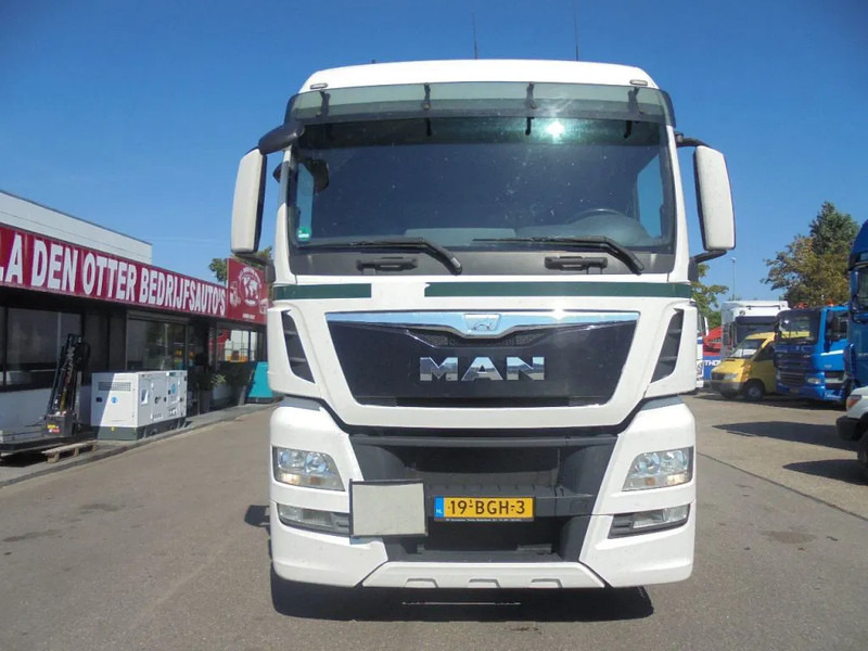 MAN TGX 18.400 - Tracteur routier: photos 2 MAN TGX 18.400 - Tracteur routier: photos 2