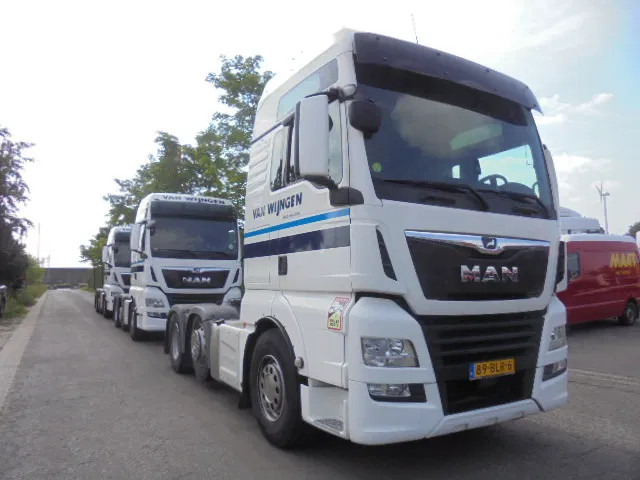 MAN TGX 26.500 XXL NL TRUCK SMART TACHO 20X IN STOCK - Tracteur routier: photos 2 MAN TGX 26.500 XXL NL TRUCK SMART TACHO 20X IN STOCK - Tracteur routier: photos 2