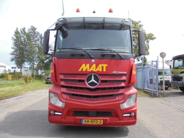 Mercedes-Benz Actros 1836 EUR6 - Tracteur routier: photos 2 Mercedes-Benz Actros 1836 EUR6 - Tracteur routier: photos 2