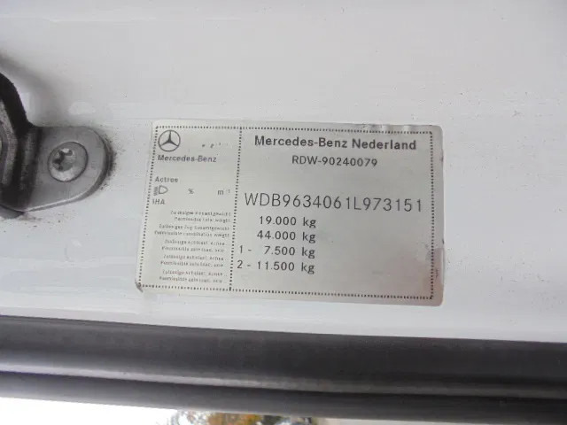 Tracteur routier Mercedes-Benz Actros 1840 LS NL TRUCK: photos 16 Tracteur routier Mercedes-Benz Actros 1840 LS NL TRUCK: photos 16