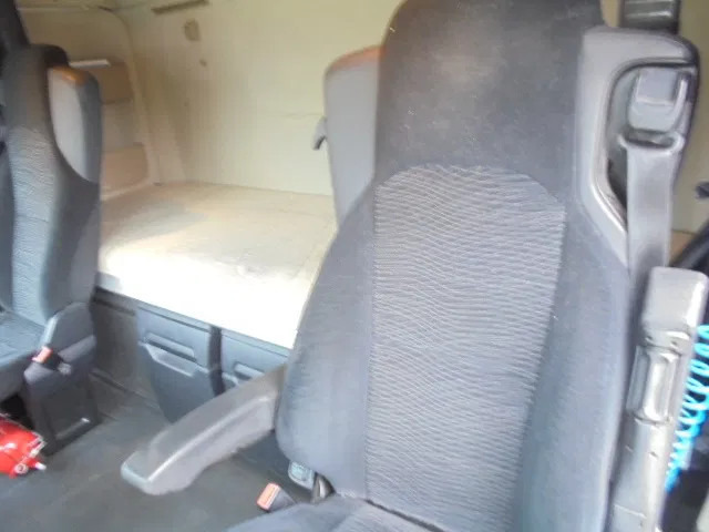 Tracteur routier Mercedes-Benz Actros 1845 LS ADR: photos 9