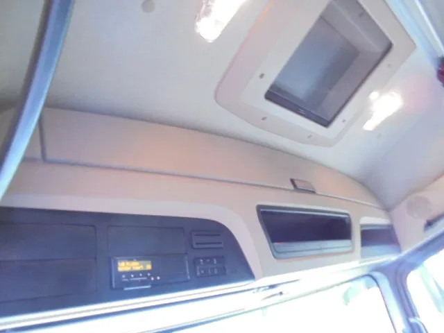 Tracteur routier Mercedes-Benz Actros 1845 LS ADR: photos 10