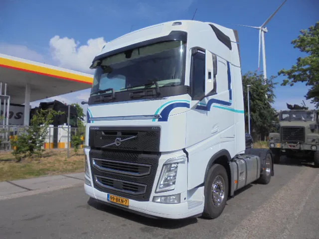 Volvo FH 420 NL TRUCK - Tracteur routier: photos 1 Volvo FH 420 NL TRUCK - Tracteur routier: photos 1