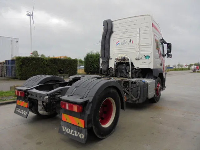 Volvo FM 12.420 EURO 6 - Tracteur routier: photos 4 Volvo FM 12.420 EURO 6 - Tracteur routier: photos 4