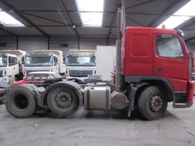 Volvo FM 380 ENGINE NOT OK ONLY PARTS NL TRUCK - Tracteur routier: photos 4 Volvo FM 380 ENGINE NOT OK ONLY PARTS NL TRUCK - Tracteur routier: photos 4