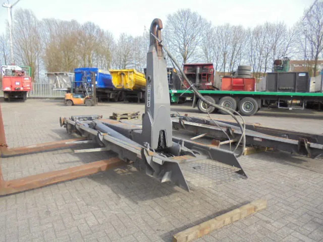 VDL S25-620 - Camion ampliroll: photos 2 VDL S25-620 - Camion ampliroll: photos 2