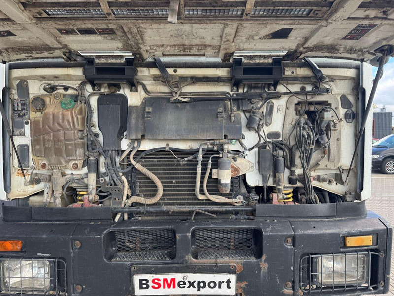 Camion benne Iveco Trakker 410E42, manual pump: photos 18