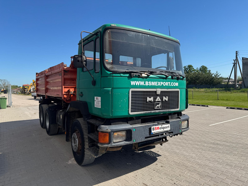MAN 26.302 - Camion benne: photos 2 MAN 26.302 - Camion benne: photos 2