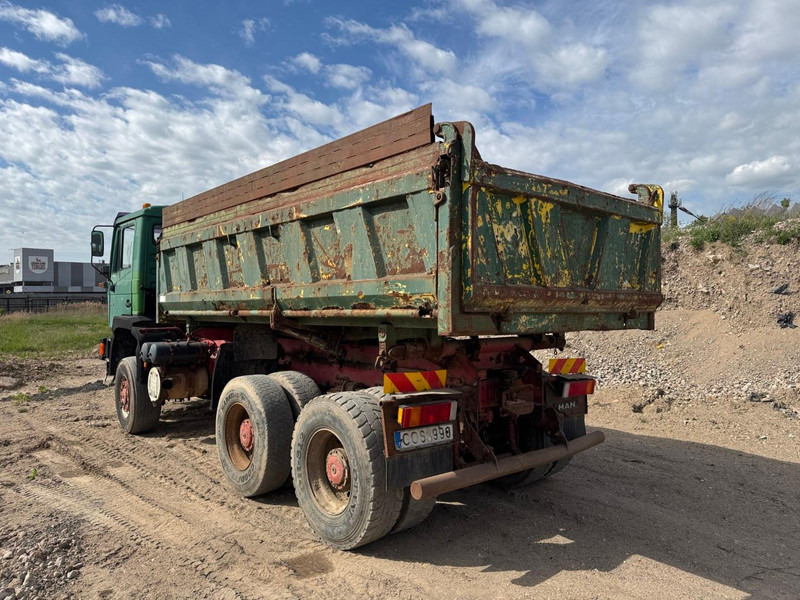 MAN 27.402, 6x6 - Camion benne: photos 5 MAN 27.402, 6x6 - Camion benne: photos 5