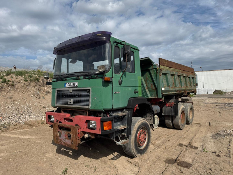 MAN 27.402, 6x6 - Camion benne: photos 1 MAN 27.402, 6x6 - Camion benne: photos 1