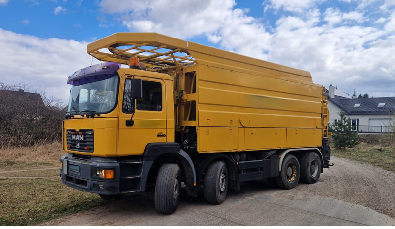 MAN 35.464 channel cleaner, 8x4 full spring, manual - Camion vidangeur: photos 1 MAN 35.464 channel cleaner, 8x4 full spring, manual - Camion vidangeur: photos 1
