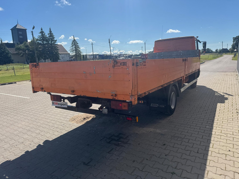 Mercedes-Benz 814 - Camion plateau: photos 4 Mercedes-Benz 814 - Camion plateau: photos 4