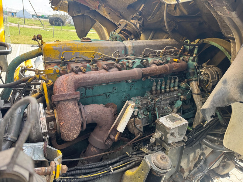 Camion vidangeur Scania 113.320 vacuum truck: photos 14