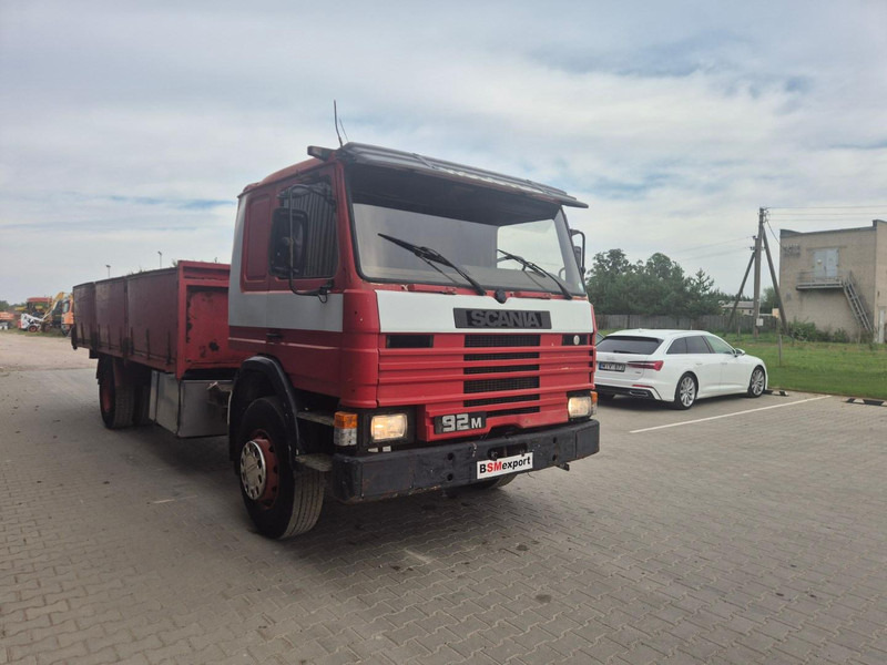 Scania P 92 M, spring-spring - Camion plateau: photos 2 Scania P 92 M, spring-spring - Camion plateau: photos 2