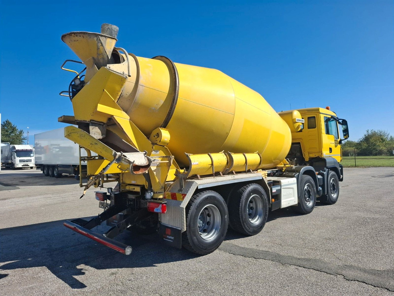 MAN TGS 32.460 8X4 BB Liebherr 9 m³ - Camion malaxeur: photos 3 MAN TGS 32.460 8X4 BB Liebherr 9 m³ - Camion malaxeur: photos 3