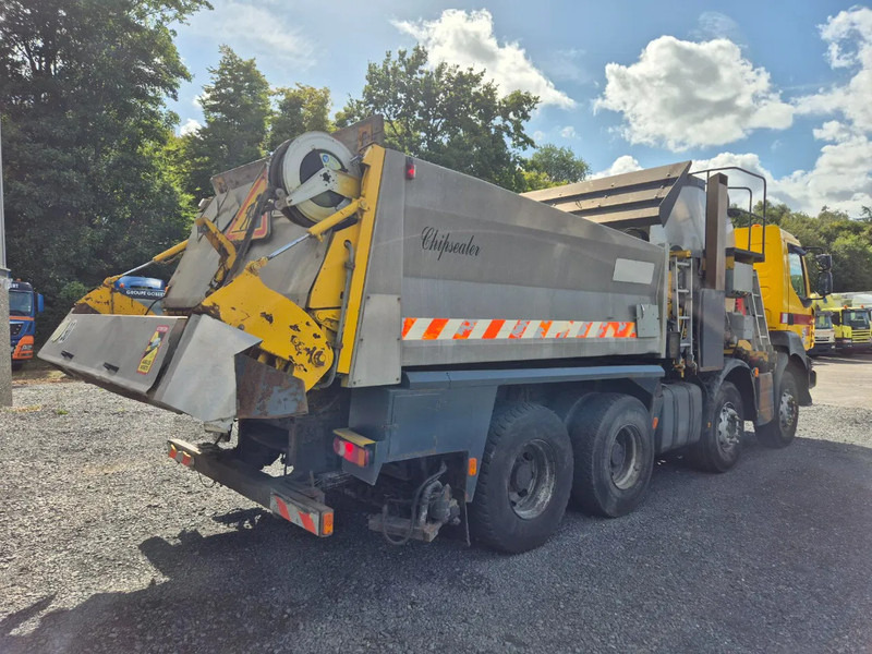 Renault Kerax 450 8X4 - PATA - SECMAIR CHIPSEALER - 6000L - Camion: photos 5 Renault Kerax 450 8X4 - PATA - SECMAIR CHIPSEALER - 6000L - Camion: photos 5