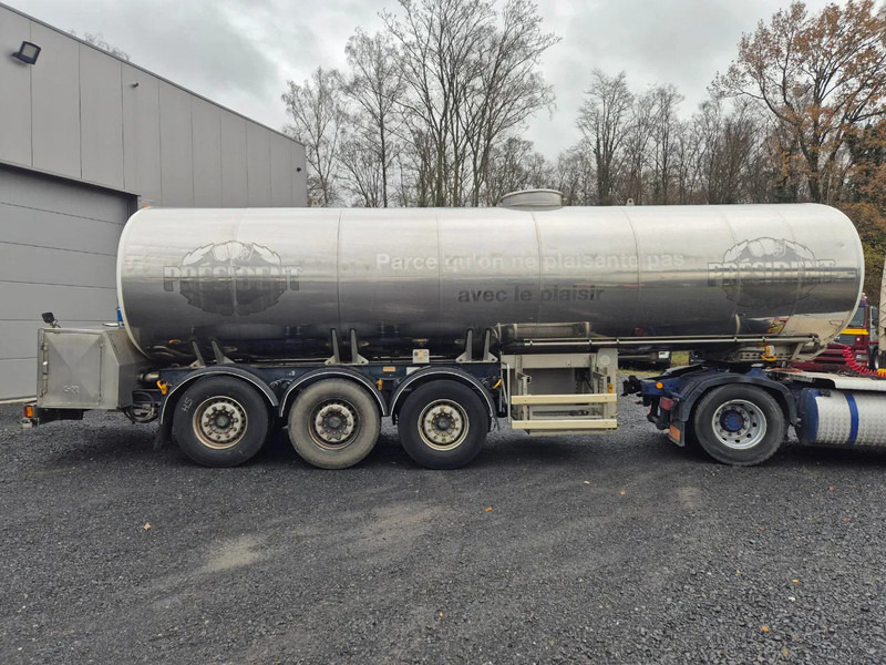 Magyar 29000L INSULATED INOX TANK - 1 COMP - HYDRAULIC PUMP - Semi-remorque citerne: photos 4 Magyar 29000L INSULATED INOX TANK - 1 COMP - HYDRAULIC PUMP - Semi-remorque citerne: photos 4