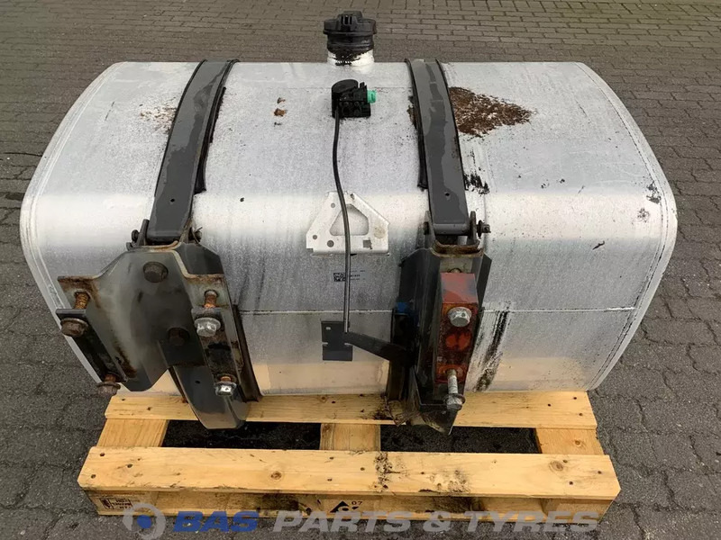 DAF Brandstoftank DAF 430 Liter 1681824 - Réservoir de carburant pour Camion: photos 3 DAF Brandstoftank DAF 430 Liter 1681824 - Réservoir de carburant pour Camion: photos 3