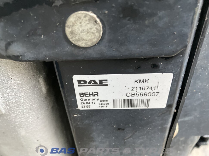 DAF CF Euro 6 Koelerpakket DAF MX13 340 H1 1940147 - Radiateur pour Camion: photos 3 DAF CF Euro 6 Koelerpakket DAF MX13 340 H1 1940147 - Radiateur pour Camion: photos 3