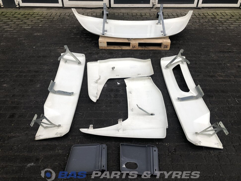 DAF CF Euro 6 Spoilerset DAF Space Cab L2H2 2036617 - Aérodynamique/ Spoilers pour Camion: photos 4 DAF CF Euro 6 Spoilerset DAF Space Cab L2H2 2036617 - Aérodynamique/ Spoilers pour Camion: photos 4