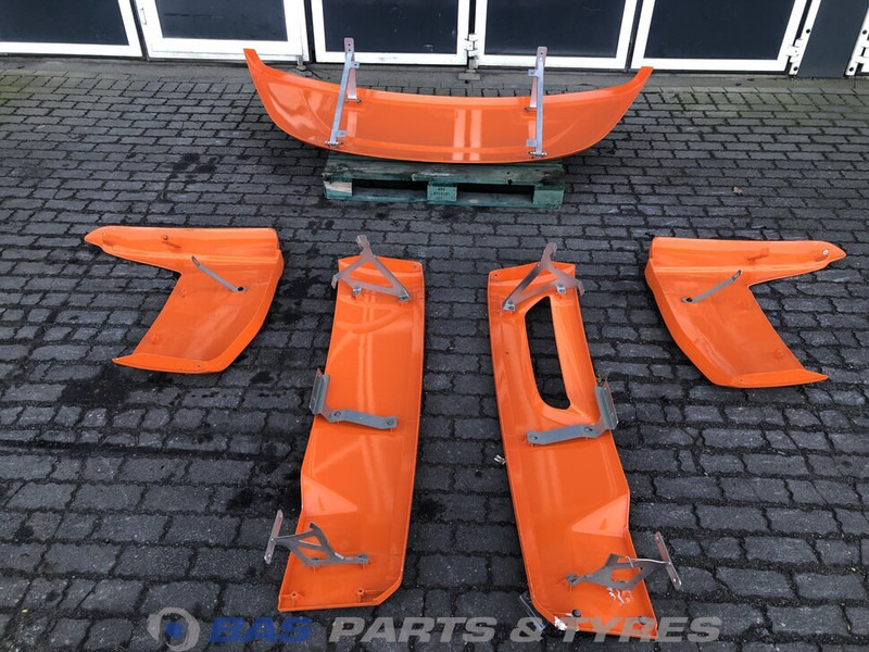 DAF CF Euro 6 Spoilerset DAF Space Cab L2H2 2036617 - Aérodynamique/ Spoilers pour Camion: photos 4 DAF CF Euro 6 Spoilerset DAF Space Cab L2H2 2036617 - Aérodynamique/ Spoilers pour Camion: photos 4