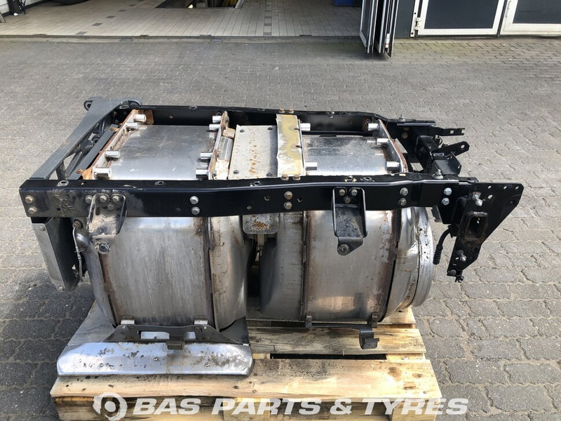 DAF Uitlaatdemper DAF 1924181 - Silencieux pour Camion: photos 1 DAF Uitlaatdemper DAF 1924181 - Silencieux pour Camion: photos 1