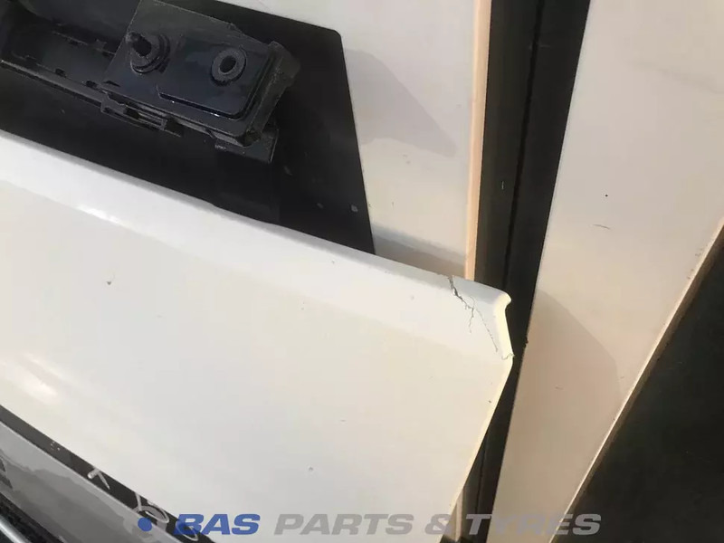 DAF XF106 Grille DAF 1892076 - Calandre pour Camion: photos 3 DAF XF106 Grille DAF 1892076 - Calandre pour Camion: photos 3