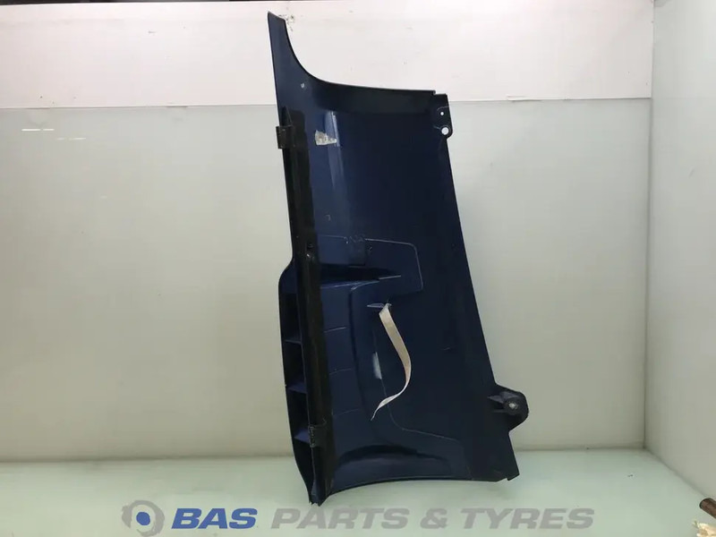 DAF XF106 - Pare-chocs pour Camion: photos 2 DAF XF106 - Pare-chocs pour Camion: photos 2