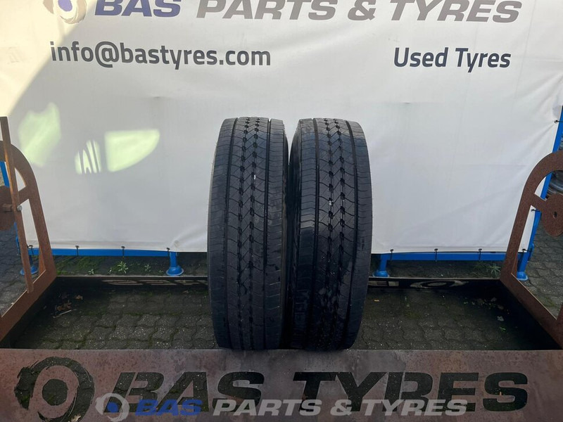 Goodyear Goodyear 295/80R22.5 154/149 M M+S 3PMSF gebruikte set - Pneu pour Camion: photos 1 Goodyear Goodyear 295/80R22.5 154/149 M M+S 3PMSF gebruikte set - Pneu pour Camion: photos 1