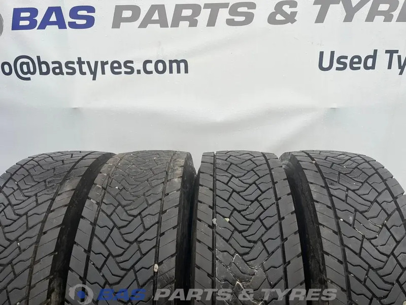 Goodyear Goodyear 315/70R22.5 154/152 M+S 3PMSF gebruikte set - Pneu pour Camion: photos 2 Goodyear Goodyear 315/70R22.5 154/152 M+S 3PMSF gebruikte set - Pneu pour Camion: photos 2