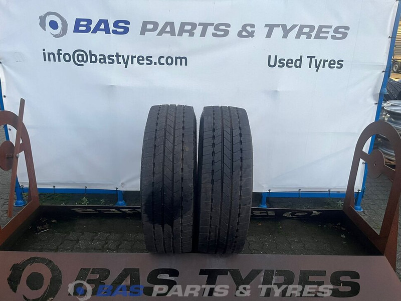 Goodyear Goodyear 315/70R22.5 EQMax S 158/150 M+S 3PMSF gebruikte set - Pneu pour Camion: photos 1 Goodyear Goodyear 315/70R22.5 EQMax S 158/150 M+S 3PMSF gebruikte set - Pneu pour Camion: photos 1