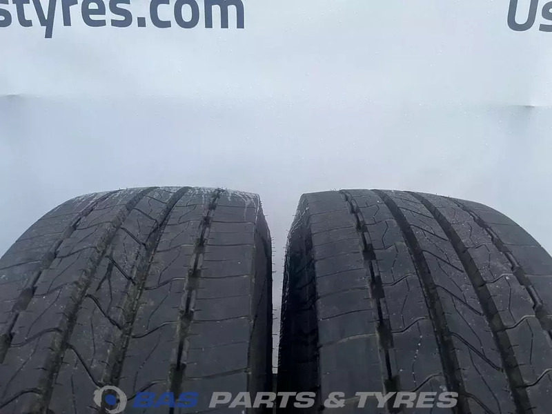 Goodyear Goodyear 315/70R22.5 EQMax S 158/150 M+S 3PMSF gebruikte set - Pneu pour Camion: photos 2 Goodyear Goodyear 315/70R22.5 EQMax S 158/150 M+S 3PMSF gebruikte set - Pneu pour Camion: photos 2