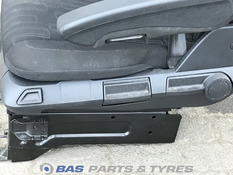 Mercedes-Benz Actros MP4 - Siège pour Camion: photos 5 Mercedes-Benz Actros MP4 - Siège pour Camion: photos 5