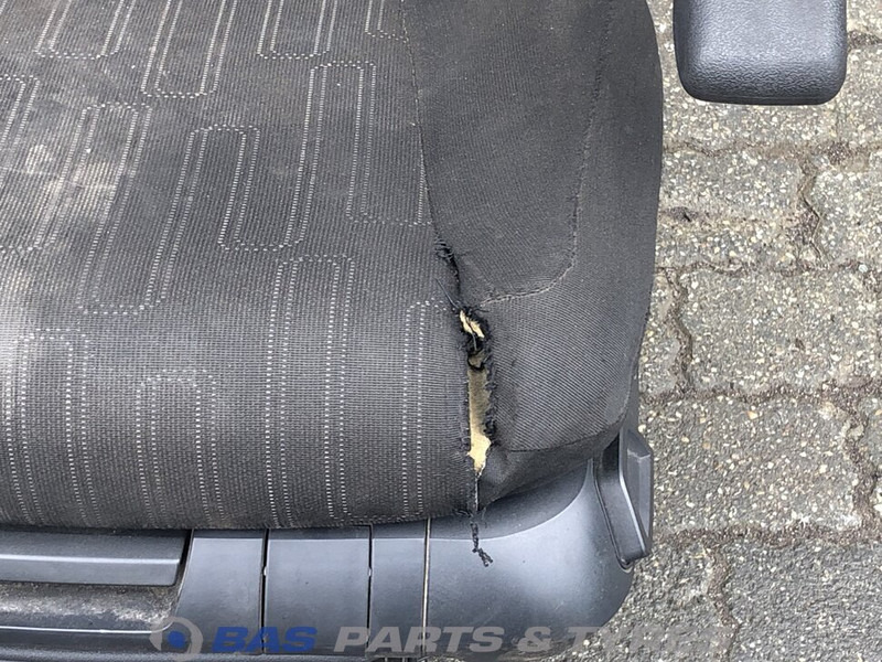 Mercedes-Benz Actros MP4 - Siège pour Camion: photos 5 Mercedes-Benz Actros MP4 - Siège pour Camion: photos 5