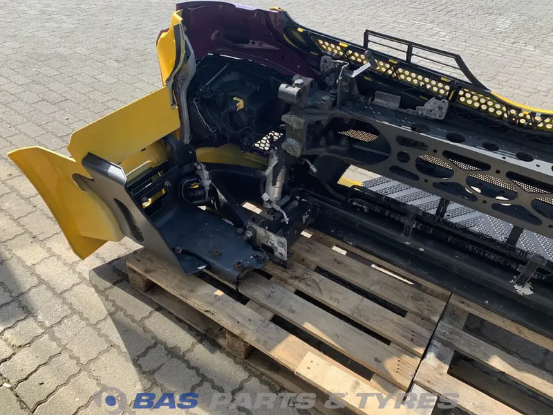 Mercedes-Benz Antos MP4 Bumper Mercedes A 960 310 23 22 - Pare-chocs pour Camion: photos 4 Mercedes-Benz Antos MP4 Bumper Mercedes A 960 310 23 22 - Pare-chocs pour Camion: photos 4